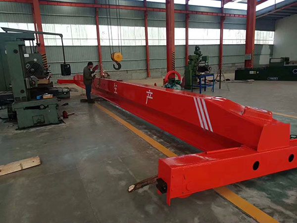 單梁起重機(jī)